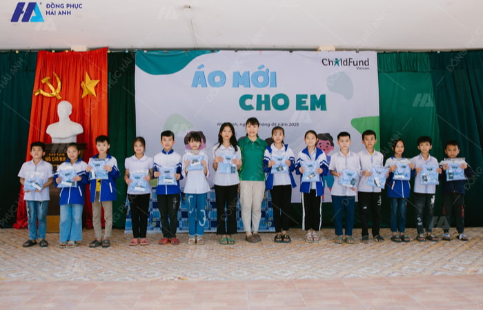 Đồng phục học sinh Cao Bằng