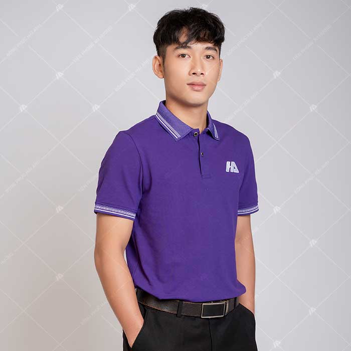 Trang phục văn phòng tím in logo công nghệ cao chống bong tróc