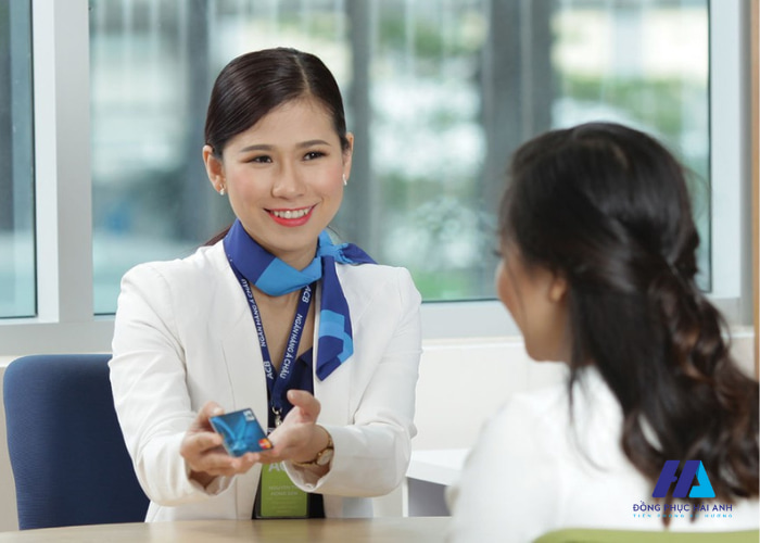 đồng phục của ngân hàng ACB đẹp giúp tạo hình ảnh chuyên nghiệp và uy tín