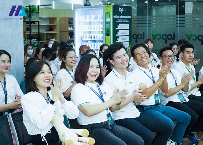 Đồng phục top CV giúp tạo ấn tượng mạnh mẽ đối với khách hàng, đối tác
