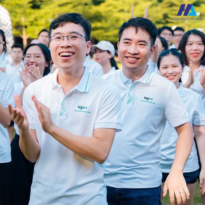 Những lưu ý khi đặt may đồng phục công ty TopCV
